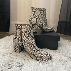 White/black snakeskin booties